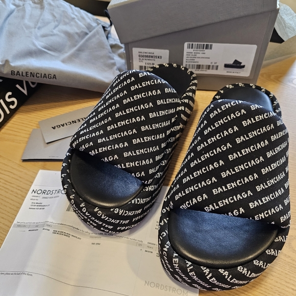 BALENCIAGA LOGO SLIP ON PLATFORM SANDALS - Picture 5 of 9